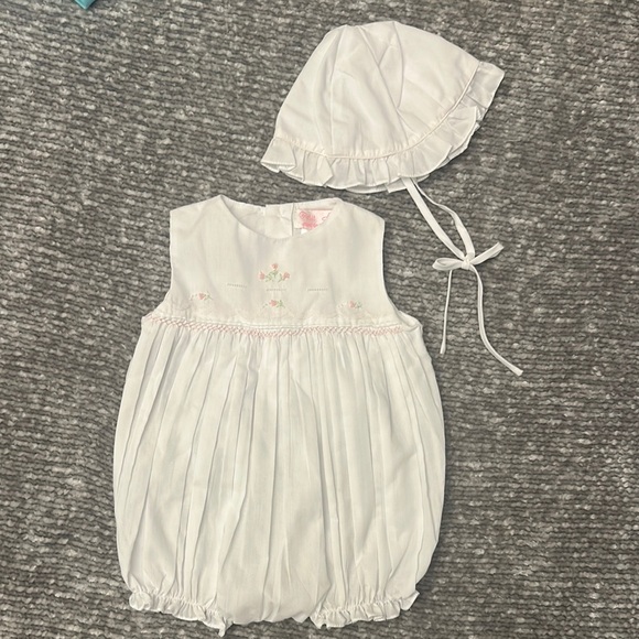 Petit Ami Other - EUC Petit Ami bubble romper with sweet floral embroidery & matching Bonnet NB